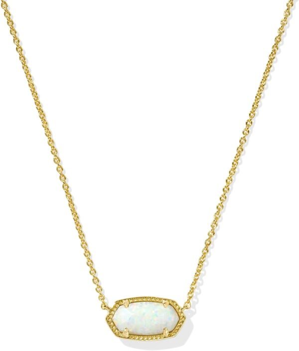 61SbAupunBL._AC_SL1500 Oval Pendant Necklace in Red White and Blue Star Illusion and Gold