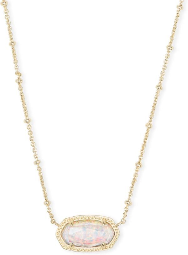 61cyse6VbCL._AC_SL1500 Oval Pendant Necklace in Red White and Blue Star Illusion and Gold