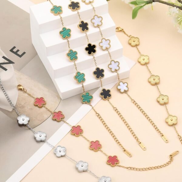 Four Leaf Clover Bracelet for Women   Gold Plated Stainless Steel Lucky 4 Leaf Gold Link Bracelet Jewelry Gift for Women